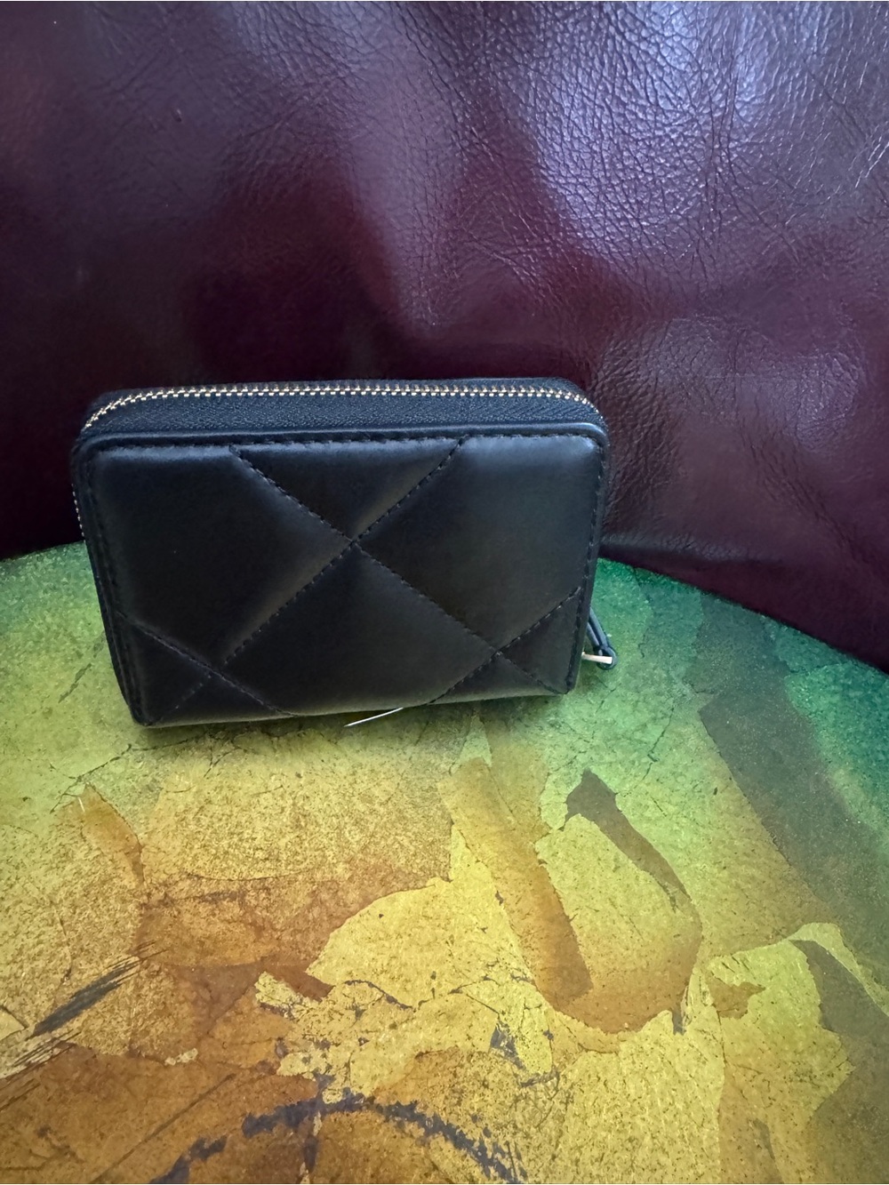 Kira Diamond quilt pave Logo Bi - fold wallet - Picture 2 of 5